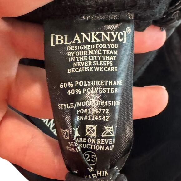 BLANKNYC NWT 25 Black Faux Leather Belted Zip Hook Eye Clasp Mini Skirt Pockets - Picture 7 of 7